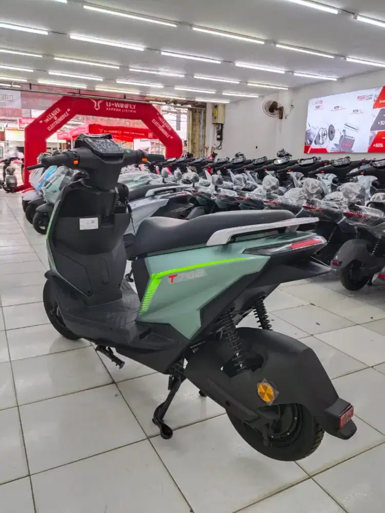 UWINFLY T78B sepeda listrik dengan dinamo 800watt
