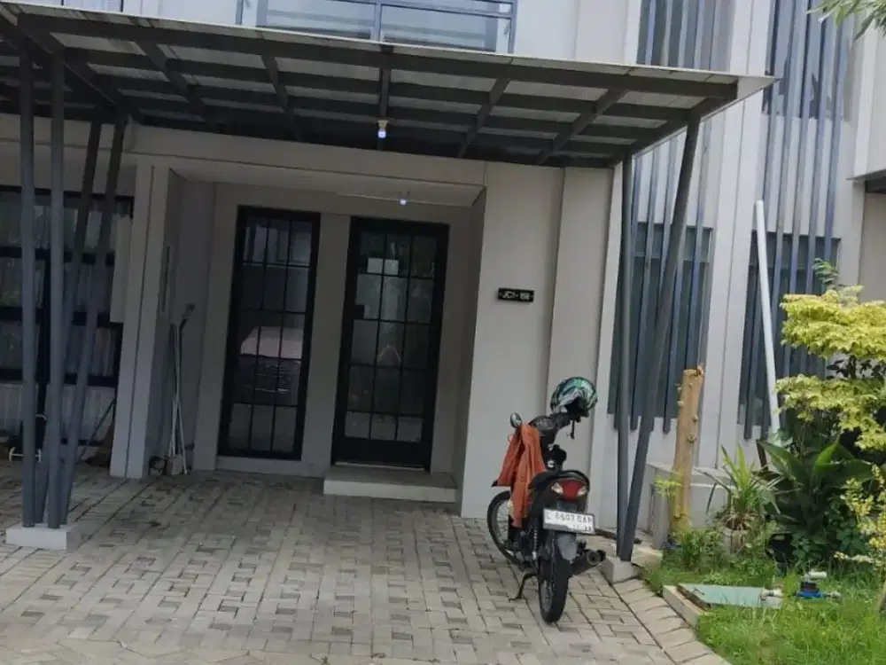 1 598. Dijual Rumah Baru di Grand Pakuwon Cluster Gladstone Surabaya - Harga Terbaikk !!