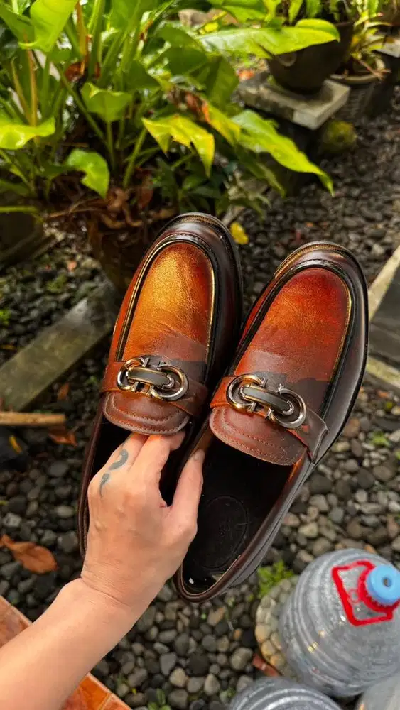 Sepatu formal loafers kulit
