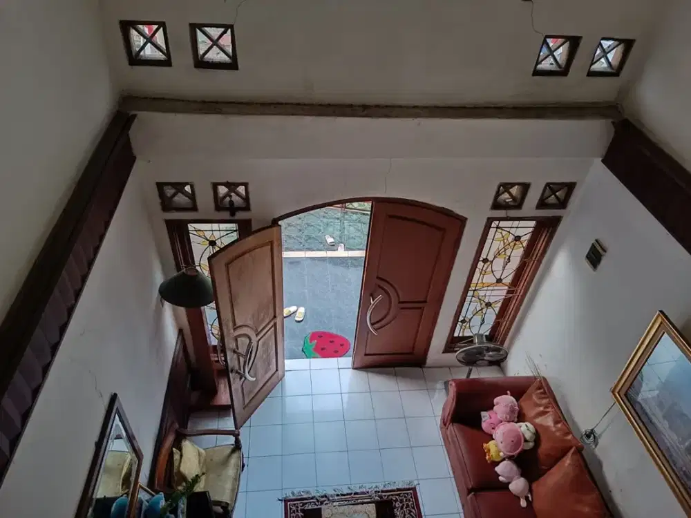 Rumah Duren Sawit luas 150mtr pinggir jln cocok kantor,dan usaha Hoek