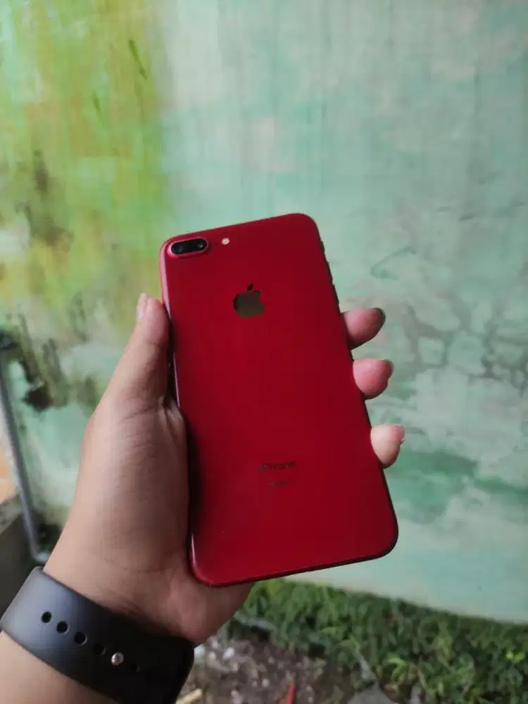 iPhone 8 Plus 64gb Inter Whitelist Mulus no minus bh 100% gantian