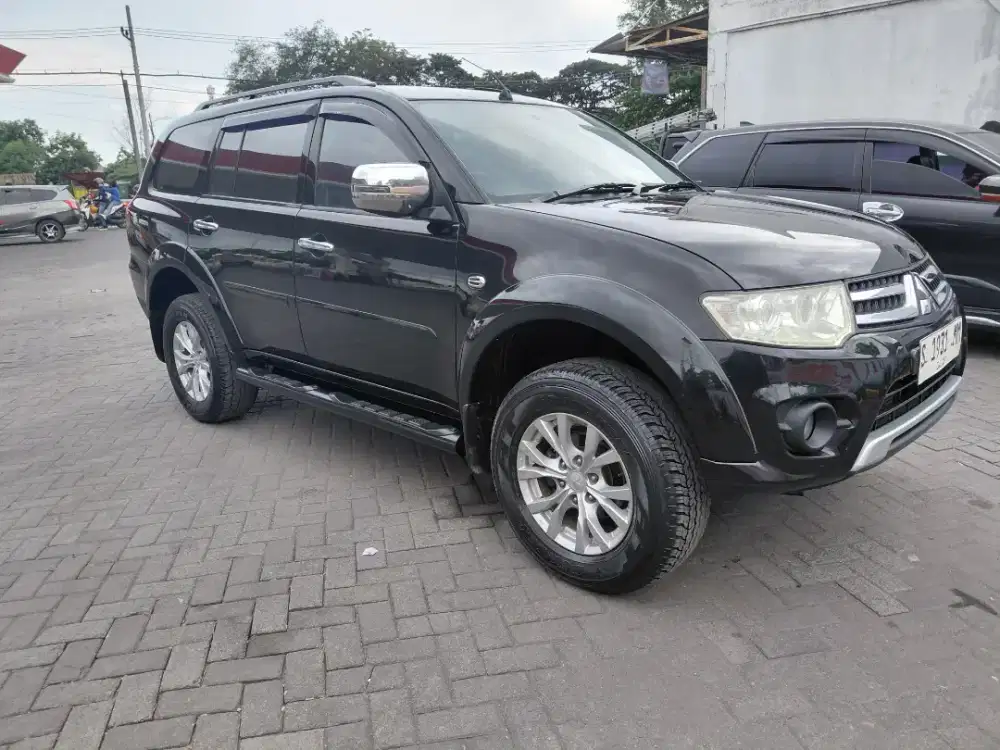 Di jual pajero sport 2013 registrasi faktur 2014