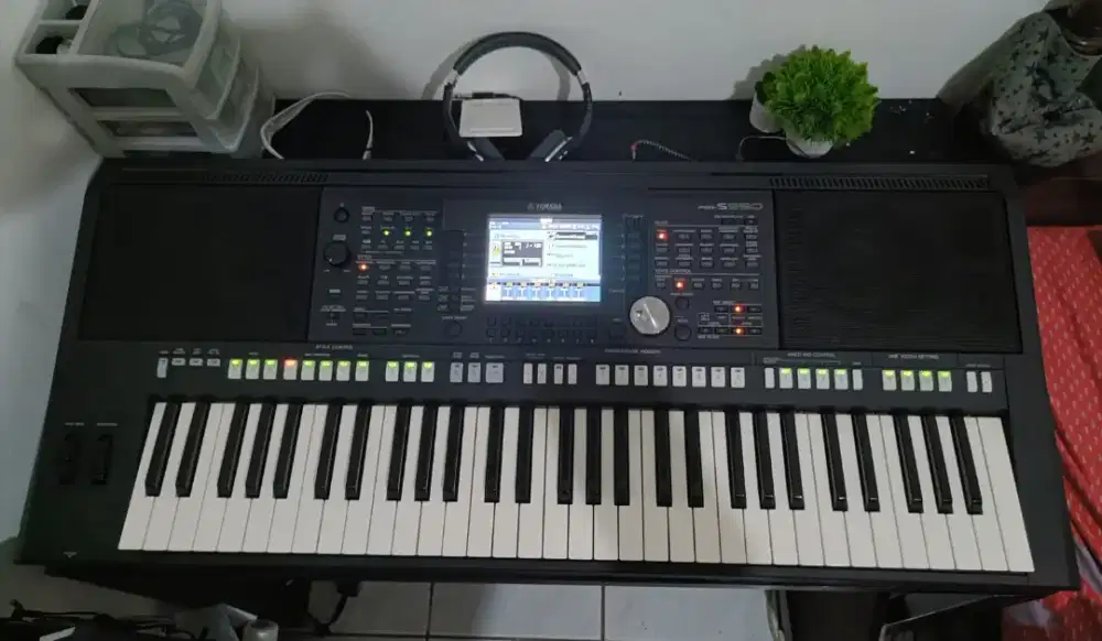 Fs..Keyboard Yamaha PSR S950