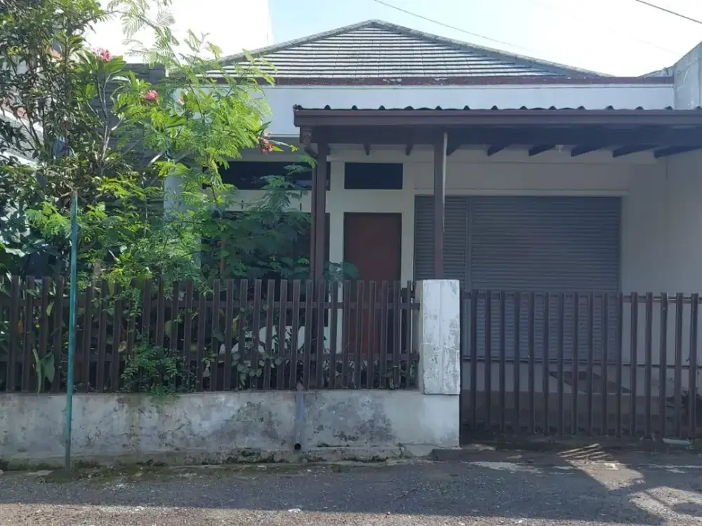 Rumah Suryalaya Barat Cijagra Bandung Baru Renovasi