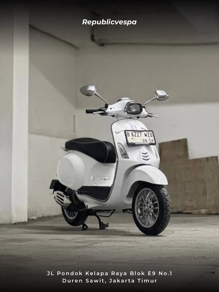 PIAGGIO VESPA SPRINT 150 IGET TAHUN 2017 WARNA WHITE INNOCENZA