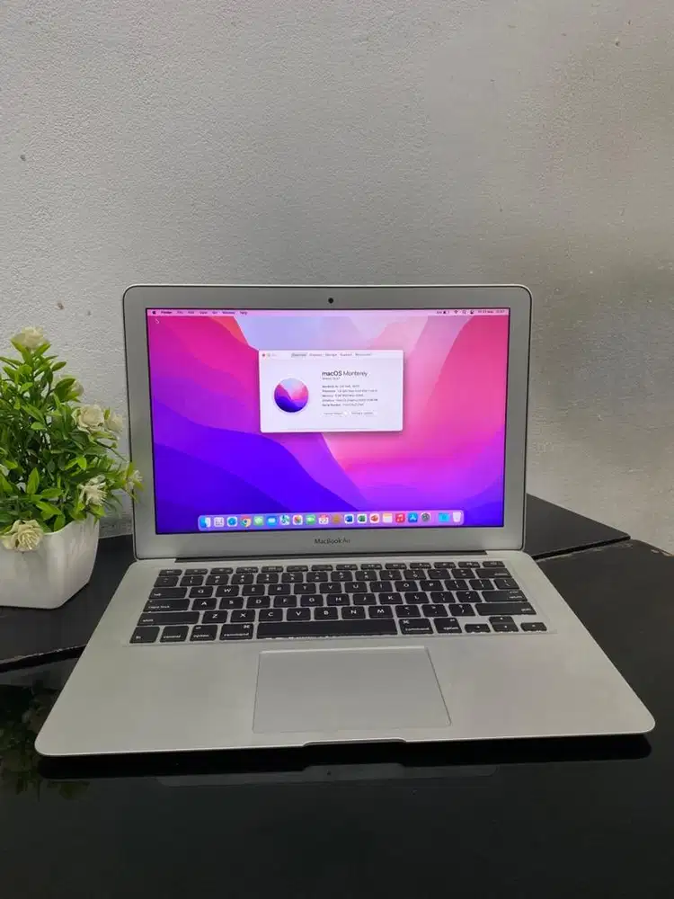 MacBook Air 13-inch Ci5/8GB/128GB. Muluss