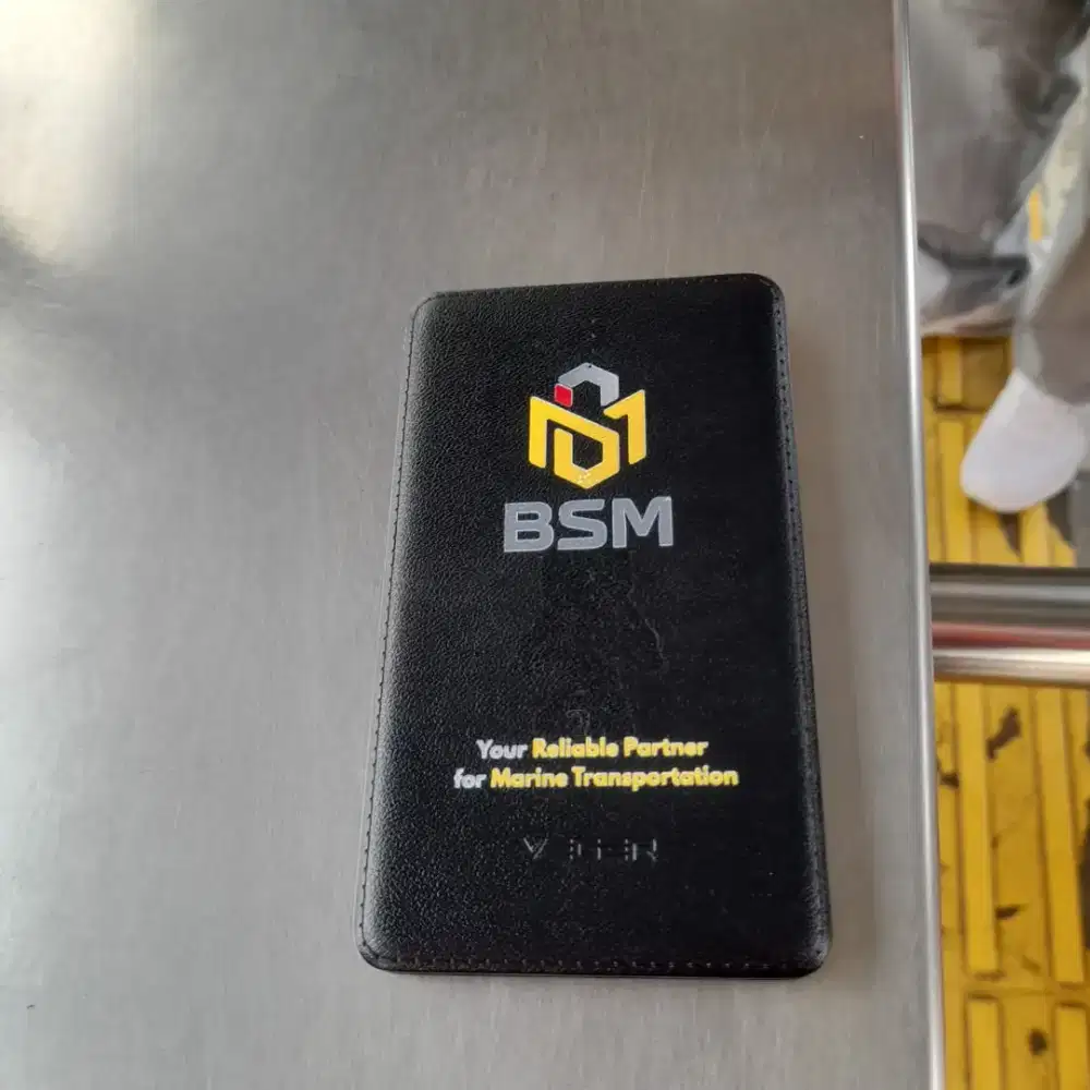 Power bank hitam atau putih 10000 mAh nego