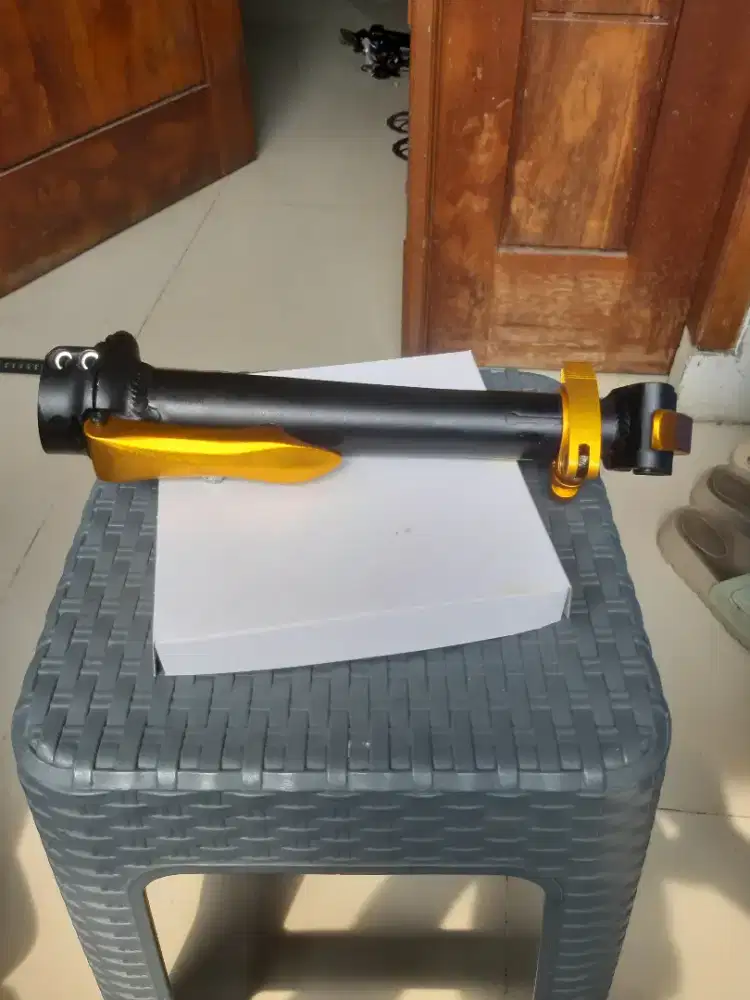 HANDLEPOST PACIFIC NORIS