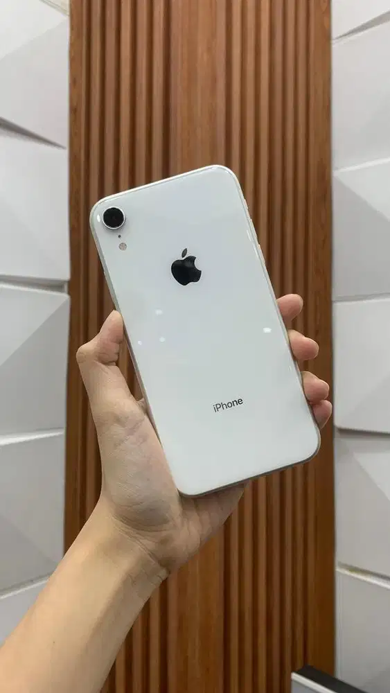 Second,iphone xr 256gb,putih all oprator