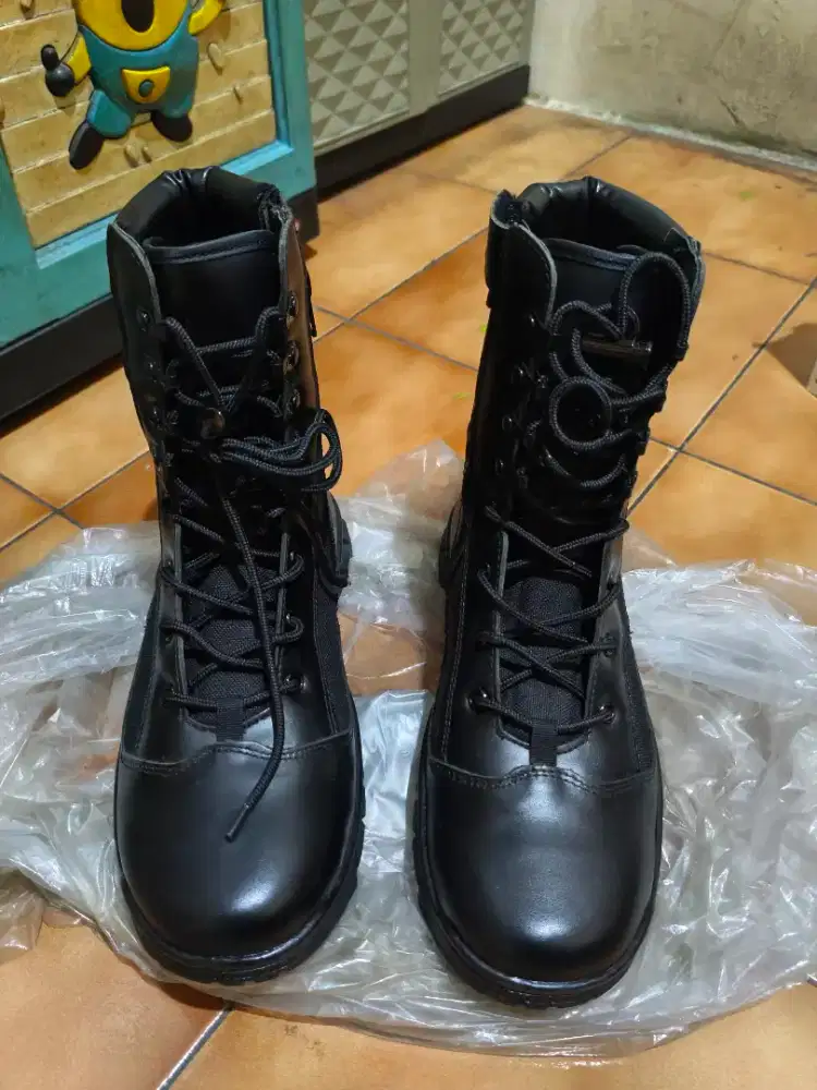 Sepatu pdl polri