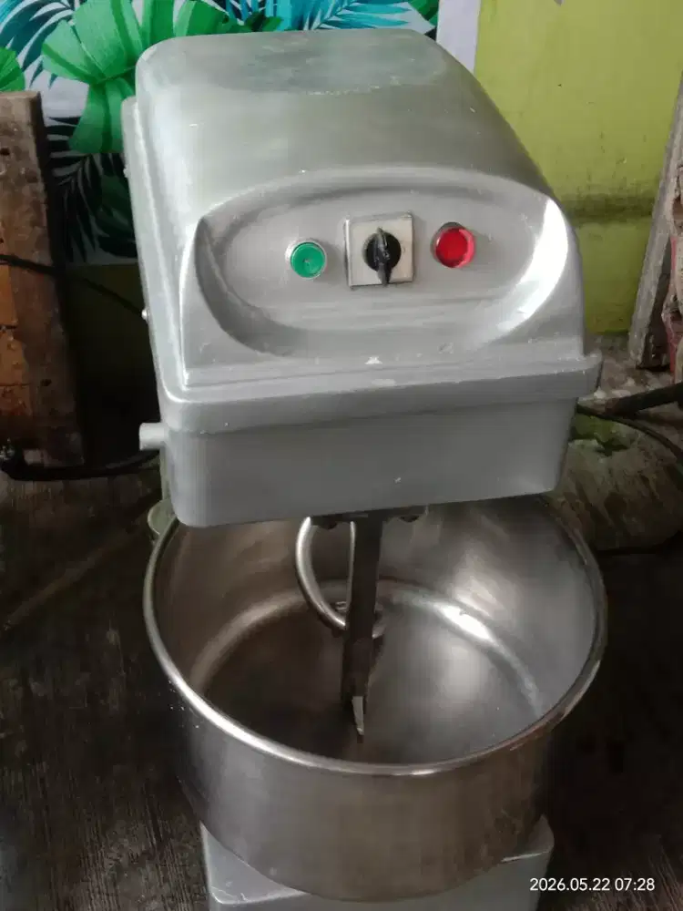 mixer roti /donut/ pastry/ merk GETRA kav 20ltr 5kg terigu. mantab