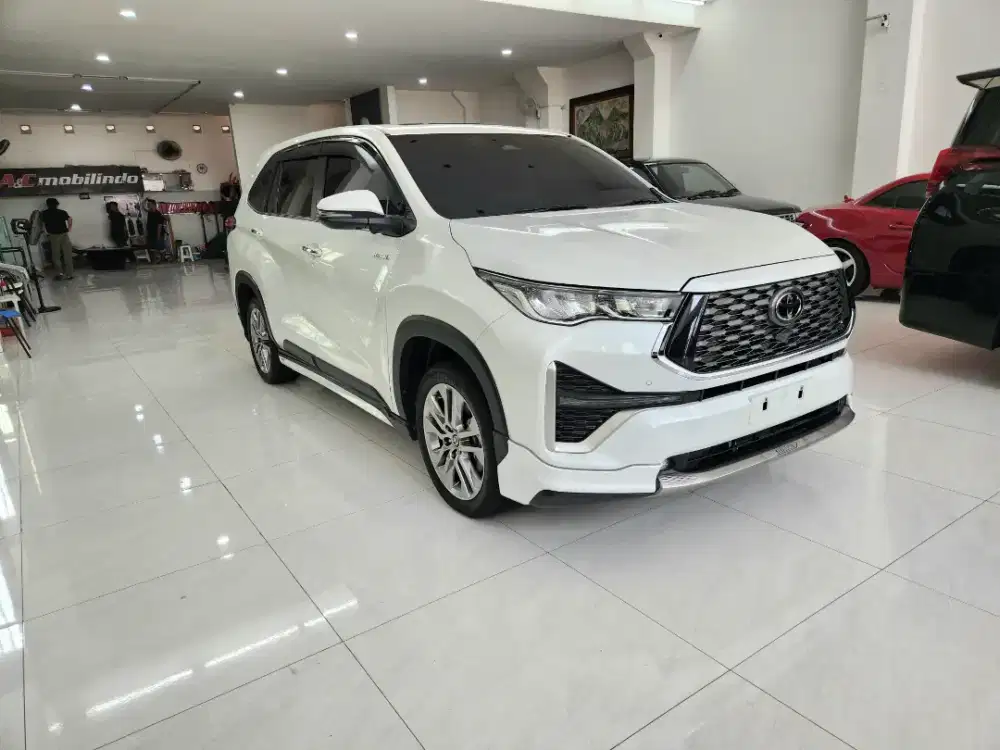 Innova Zenix 2.0L Q Hybrid CVT Modelista TSS 2023