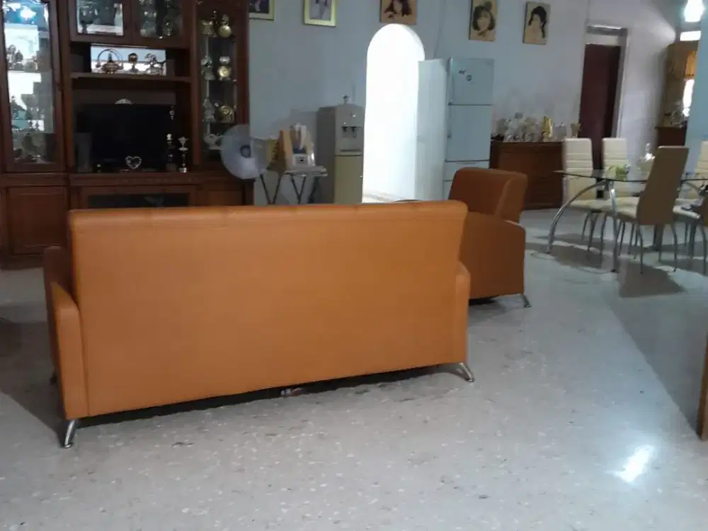 Rumah Tua Hitung Tanah Posisi Hoek Lt 325 Cipinang Elok