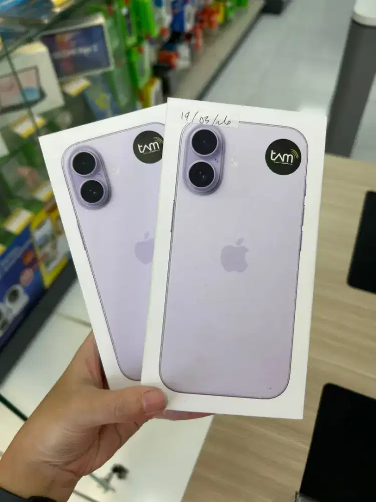 iPhone 17 256GB Lavender