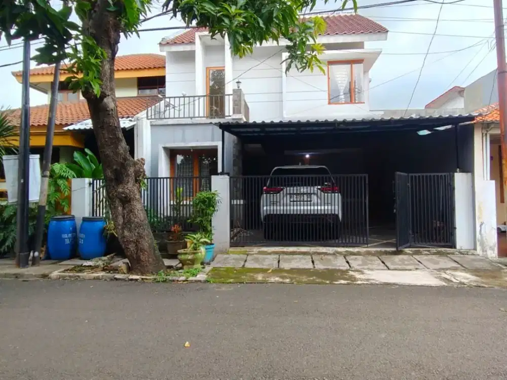 Rumah Duren Sawit 2 Lantai Siap Huni Dalam Komplek dekat kalimalang