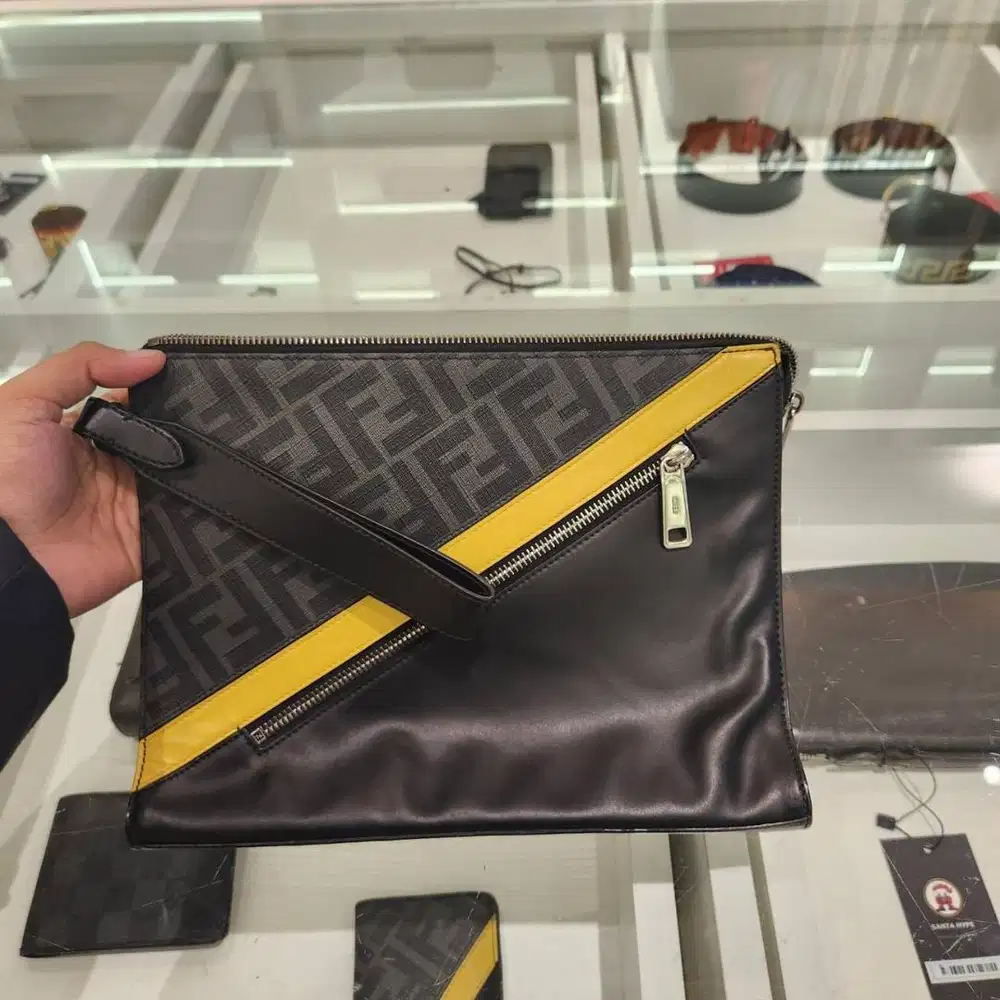 Fendi Clutch Tas