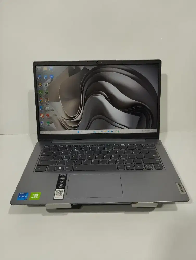 LAPTOP LENOVO IDEAPAD SLIM 3