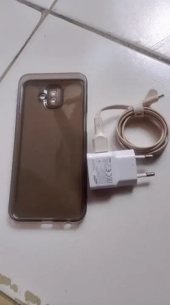 Samsung j6plus ram 4/64gb android 10.