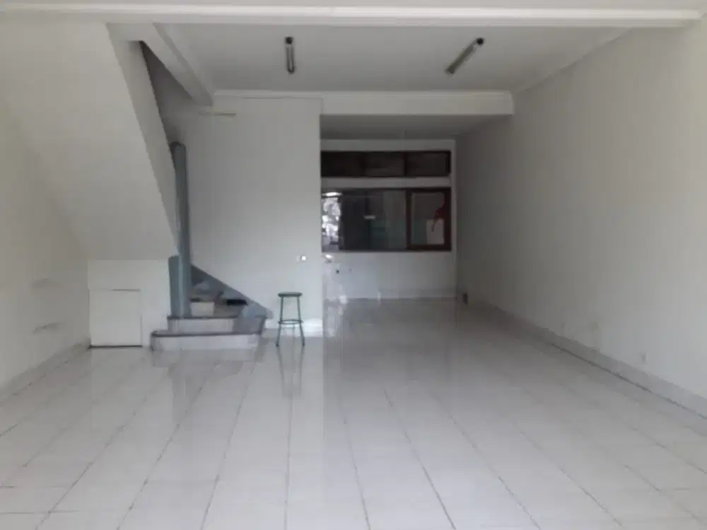Ruko 2 lantai baru renov di mekar wangi bandung