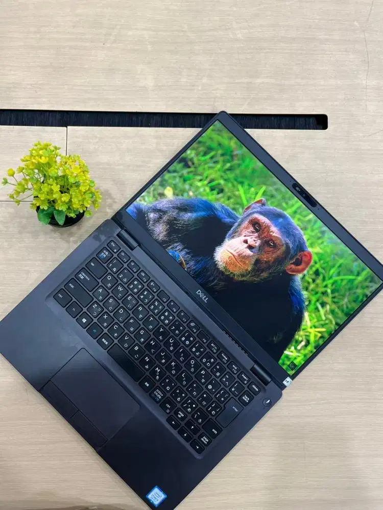LAPTOP DELL 5300