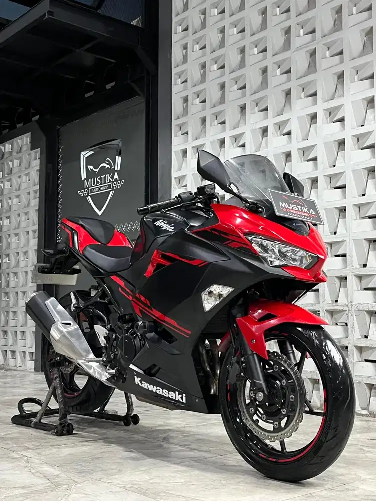 Tipe ABS!!Kawasaki Ninja SS th 2014 - Ayu Mustika