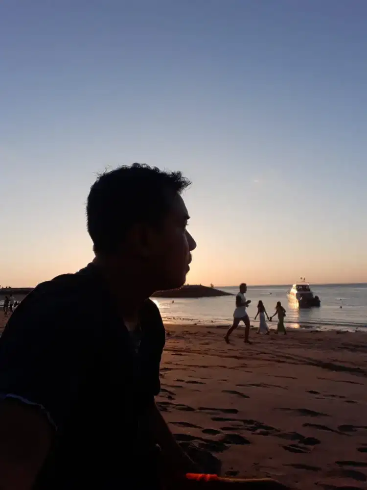 Jasa jalan2 / tur keliling Bali pake motor