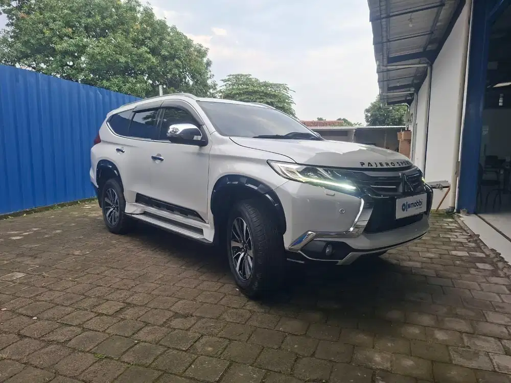 pajak panjang - Mitsubishi Pajero Sport 2.4 Rockford Fosgate Limited