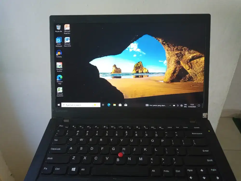 Laptop lenovo thinkpad T470s i5 ram 8 ssd 128 ngebut