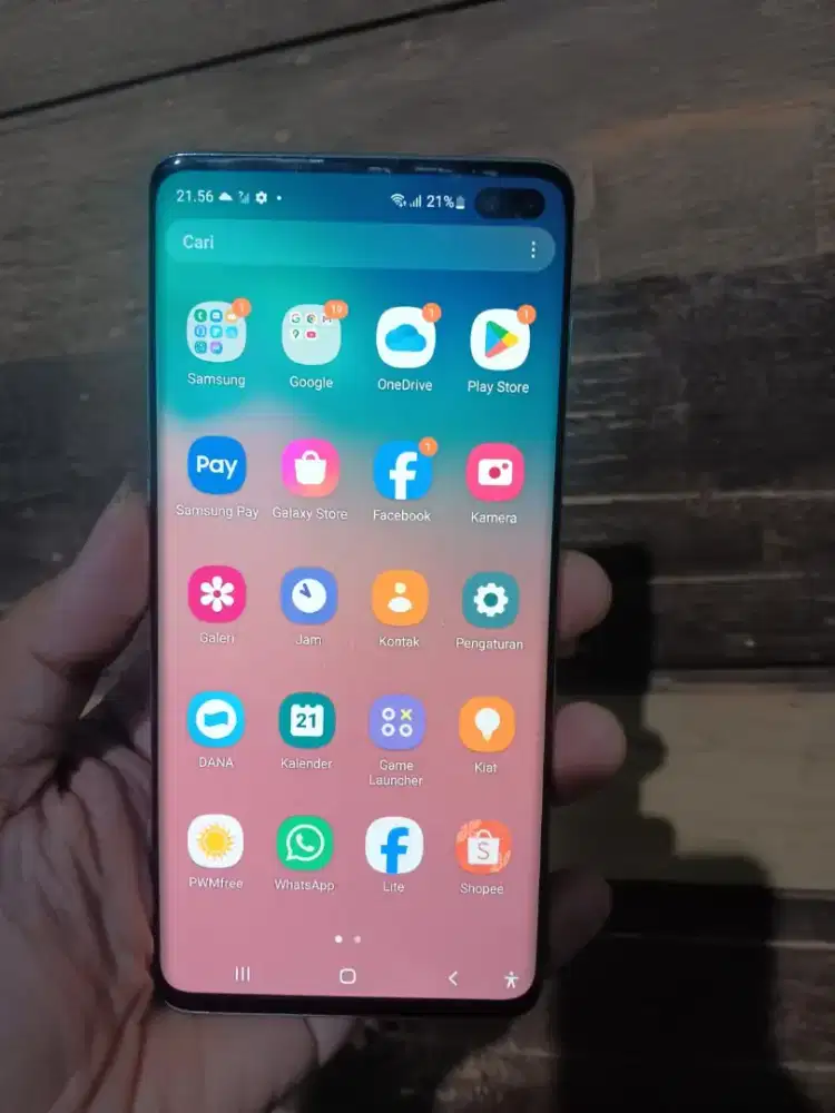 Samsung s10 plus ram 8/128 finger on layar
