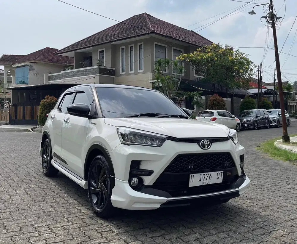 (KM 10rb) Raize GR TSS Turbo 2024 Putih Matic FULL ORI LOW KM !