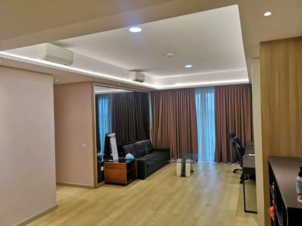 Disewakan Apartemen St. Moritz Royal Tower 3BR Siap Huni