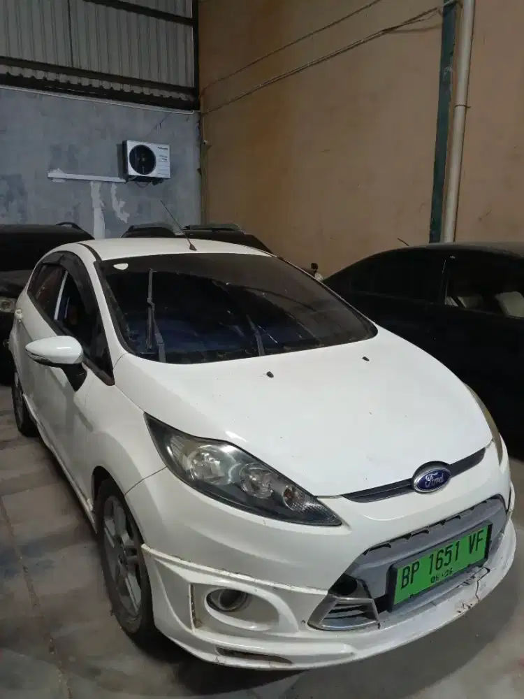 FORD FIESTA S 1.6 AT
