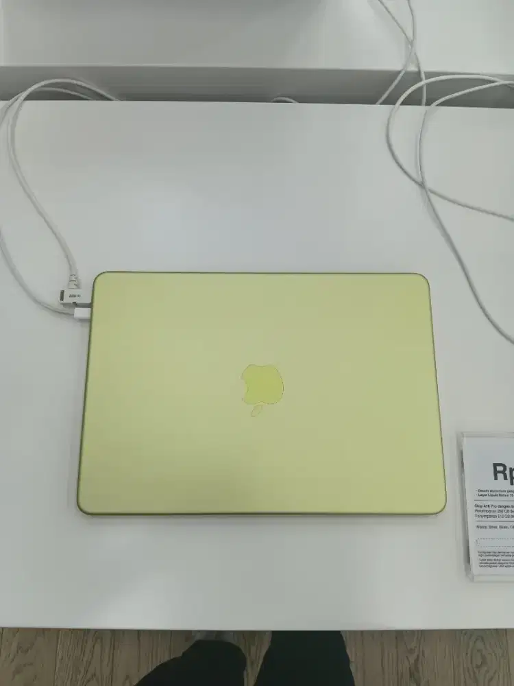 Bisa Kredit Macbook Neo Bunga0% pake KTP