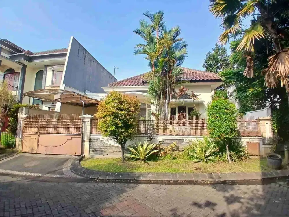 Rumah Hunian Kawasan Premium Istana Dieng Malang Luas 250 m2