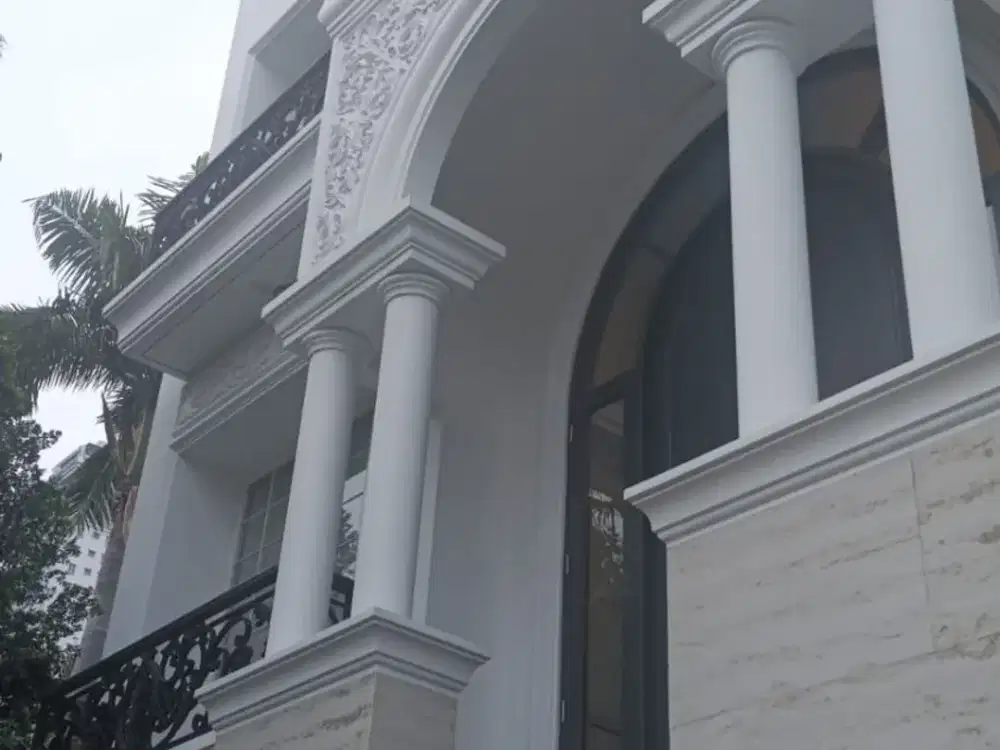 Rumah mewah artha gading villa kelapa gading ada kolam renang