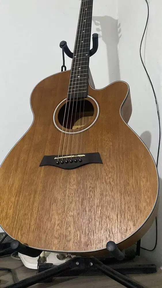 Gitar Cowboy 235 NS