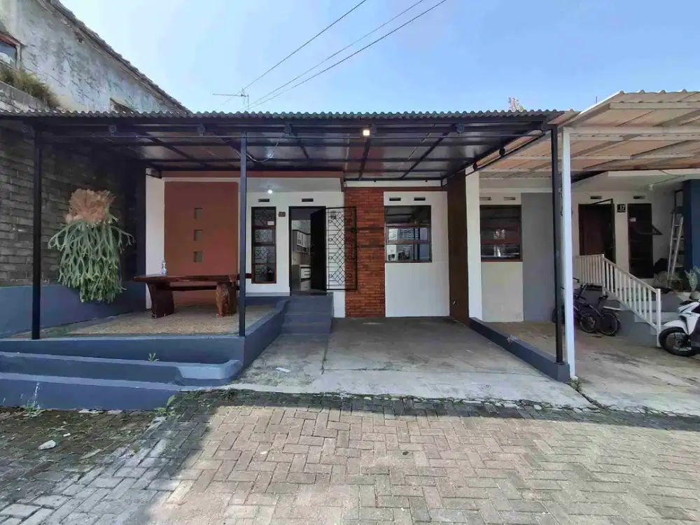 dijual rumah keren di cihanjuang dekat sariwangi bandung shm imb