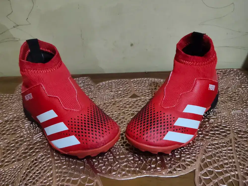 Sepatu Anak Kids Sneakers Kondisi 90-95% Original Branded