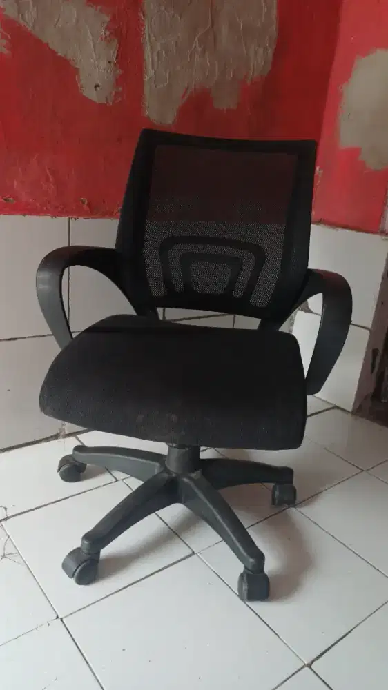 Jual kursi kantor bekas