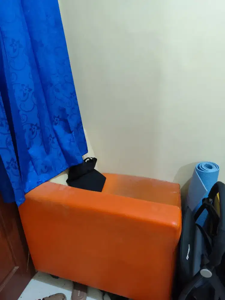 DIJUAL CEPAT Sofa dan Kursi bekas