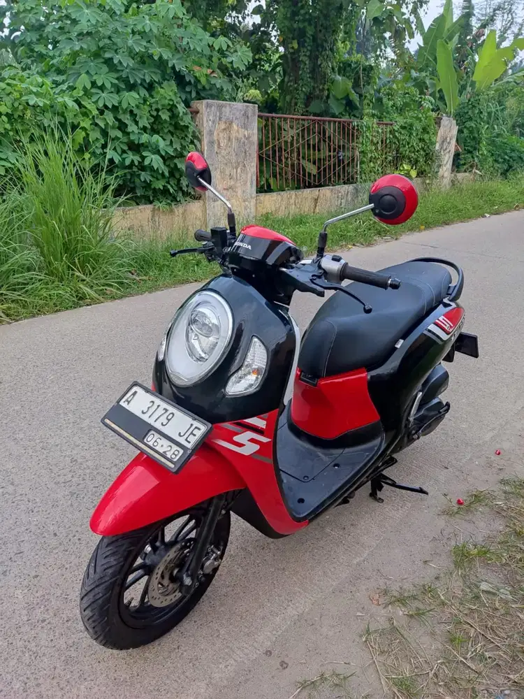 Tersedia motor second berkulaitas.