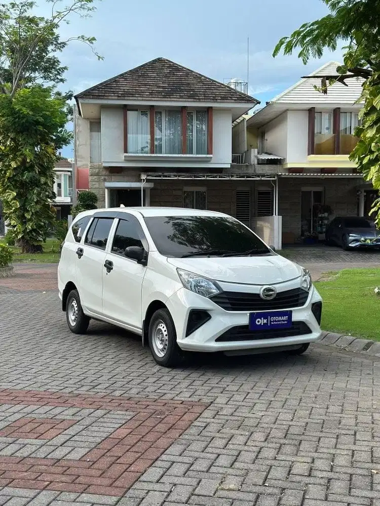 DAIHATSU 2022 SIGRA 1.0 M/T PUTIH MURAH OTOMART 286 KENJERAN
