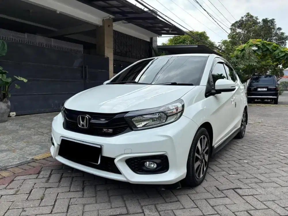 Honda Brio rs 2021 matic km 42ribu