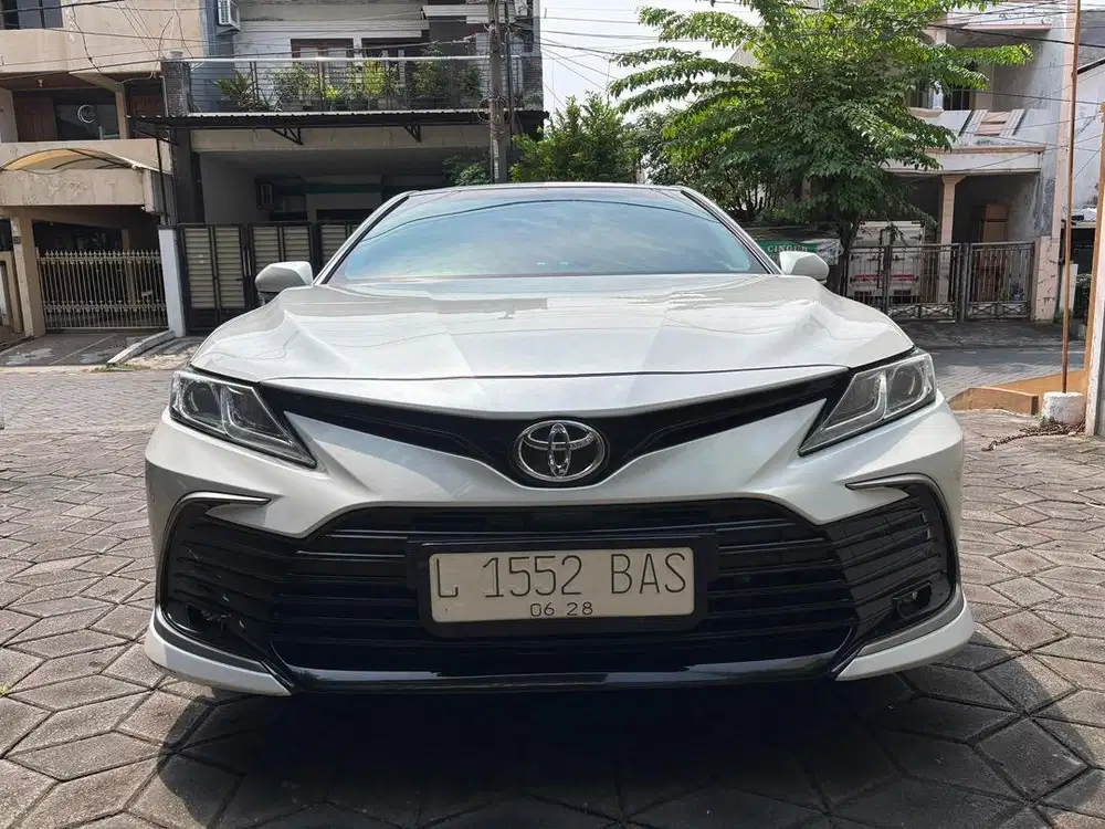 CAMRY 2.5 V BENSIN MATIC 2023 KM 40rb