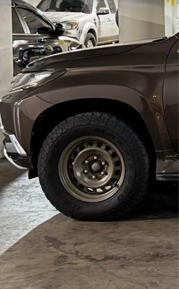 Velg Kaleng + Ban R17