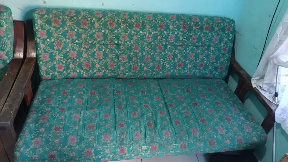 Dijual Kursi ruang ruang tamu harga 1.150.000 nego
