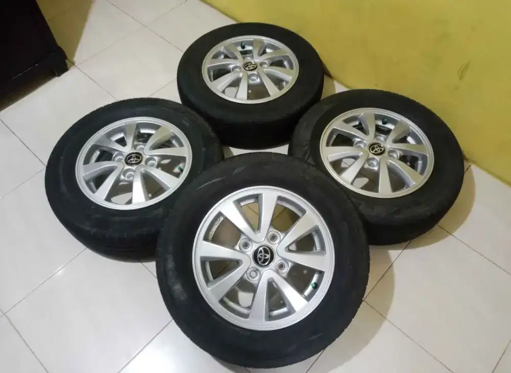 Velg copotan avanza r14