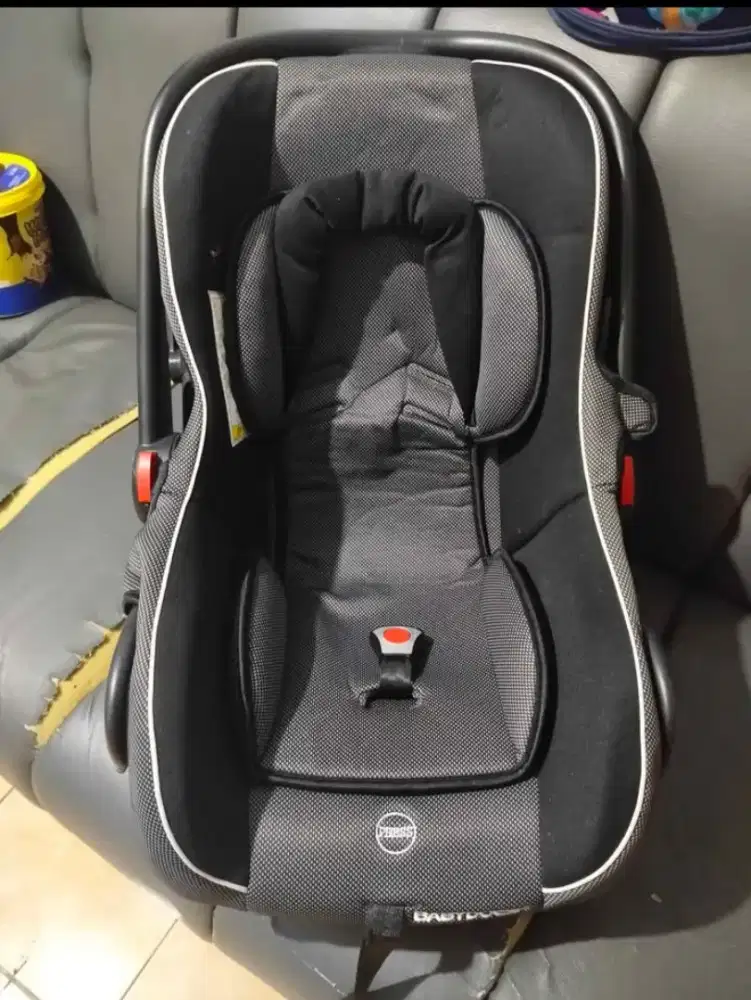 Carseat BabyDoes Universal