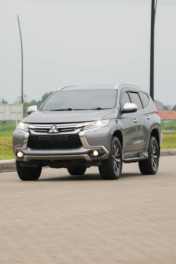 Pajero Sport Dakar 4x2 AT 2016