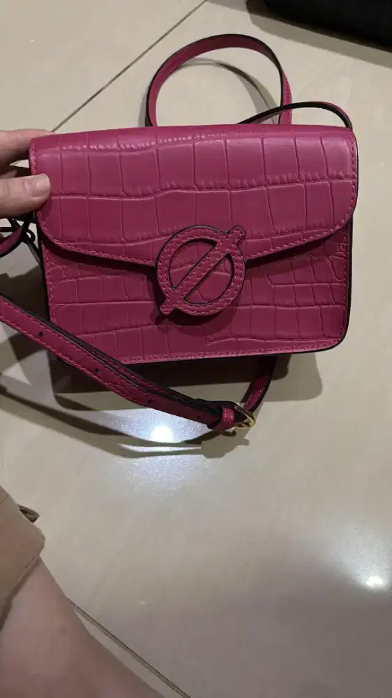 Sling bag rounn